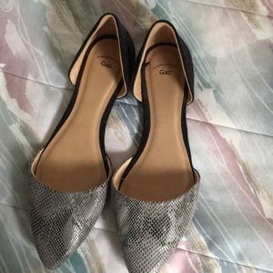 Women's snakeskin/suede flats